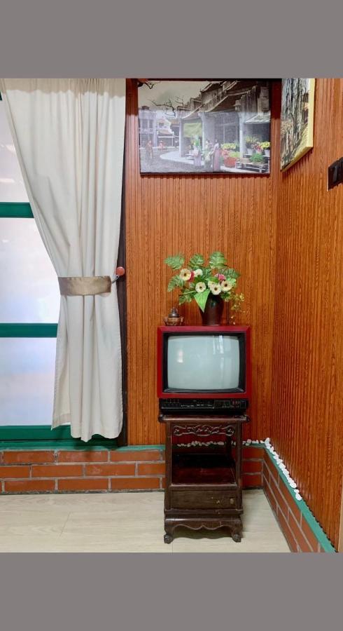 Old House Homestay Hanoi Exterior photo